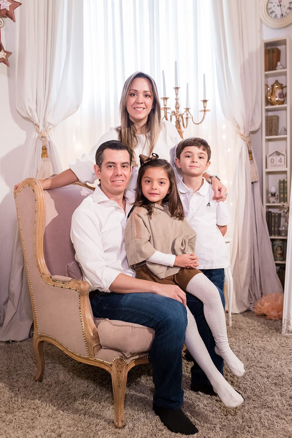 Ședință foto de familie · Lens of Alex